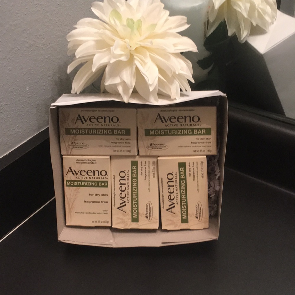 5 bars of aveeno soap